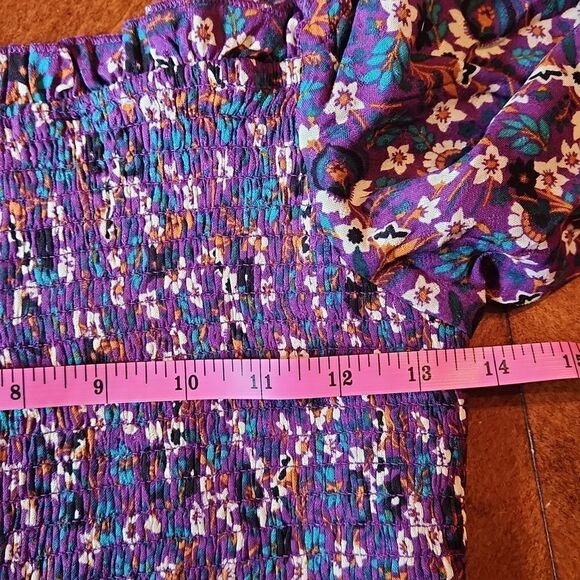 Band of the Free Floral Smocked Long Sleeve Crop Top Small Purple & Ivory - Picture 5 of 10